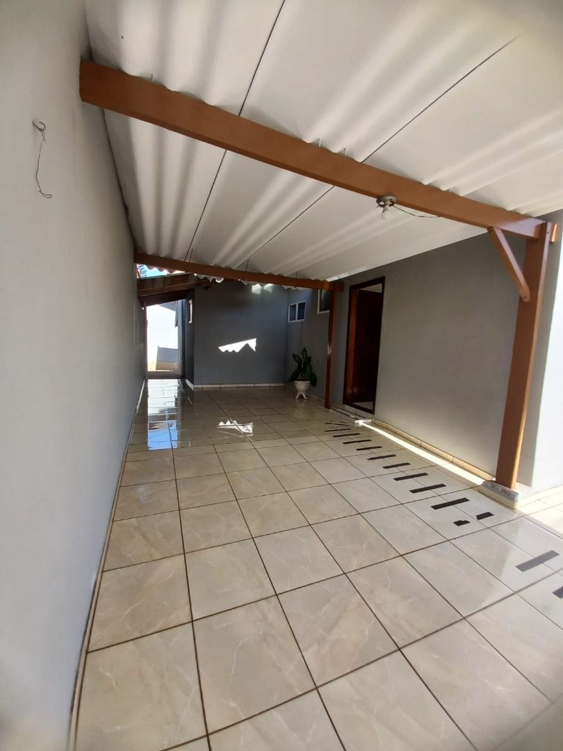 Casa à venda com 1 quarto, 95m² - Foto 2