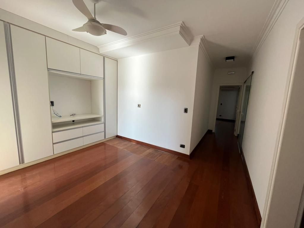 Casa de Condomínio para alugar com 3 quartos, 290m² - Foto 10