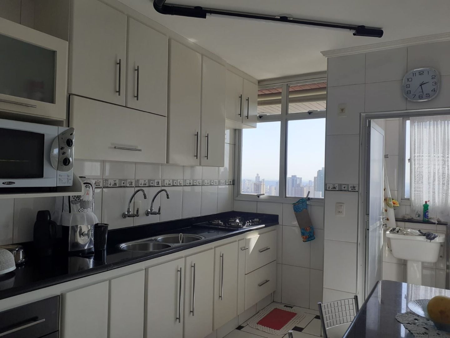 Apartamento à venda com 3 quartos, 123m² - Foto 11