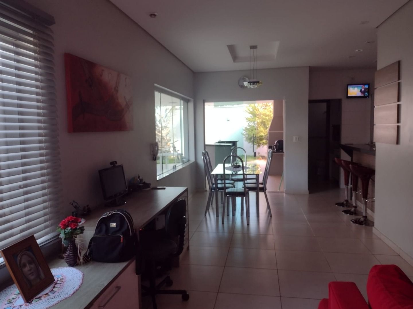 Casa à venda com 3 quartos, 255m² - Foto 7