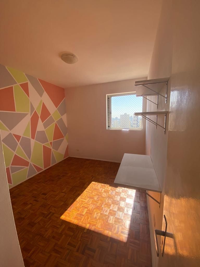 Apartamento à venda com 3 quartos, 110m² - Foto 2