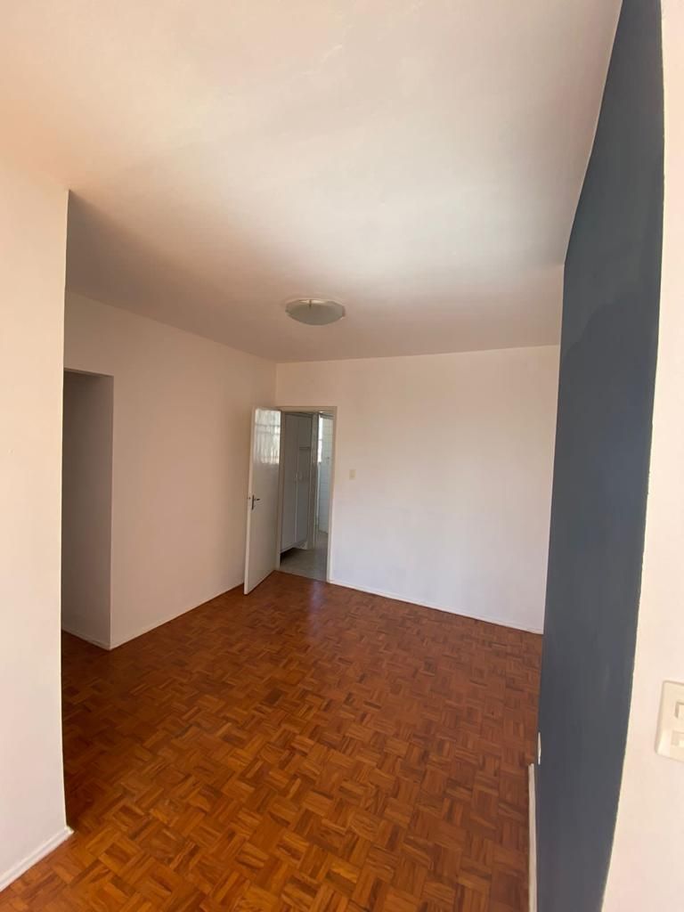 Apartamento à venda com 3 quartos, 110m² - Foto 7