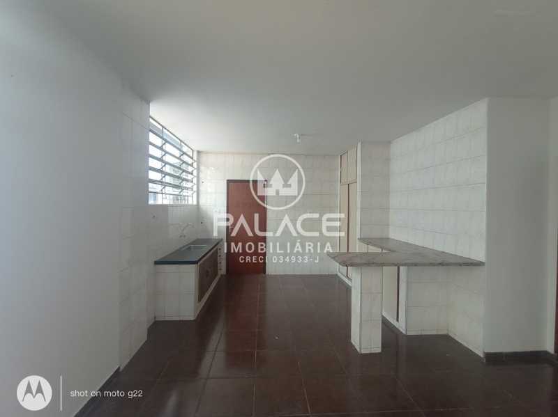 Casa para alugar com 4 quartos, 274m² - Foto 10