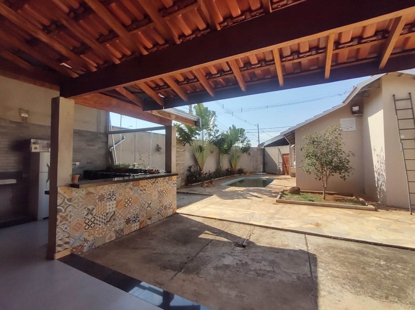 Casa à venda com 2 quartos, 53m² - Foto 12