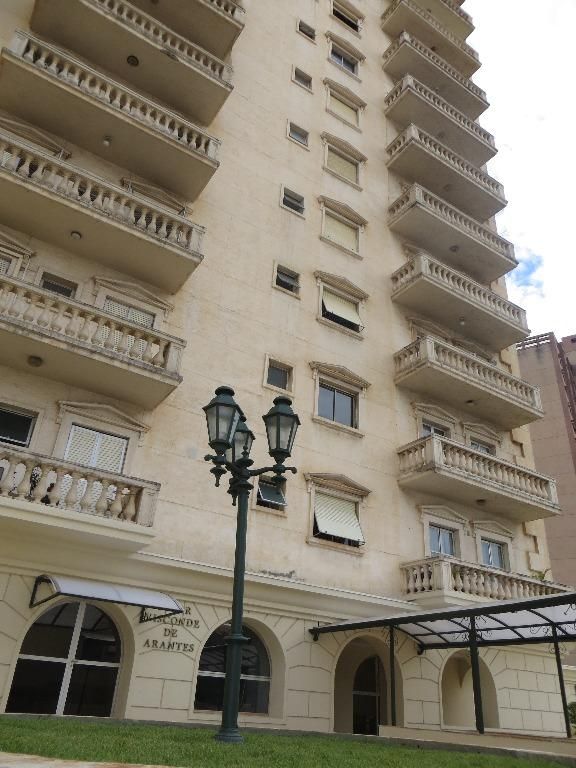 Apartamento à venda com 3 quartos, 156m² - Foto 1