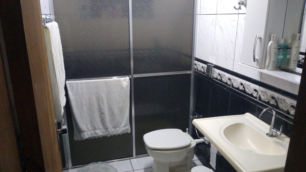 Casa à venda com 2 quartos, 140m² - Foto 6