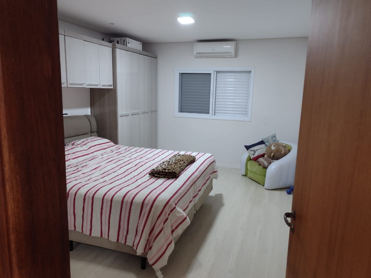 Casa à venda com 3 quartos, 105m² - Foto 10