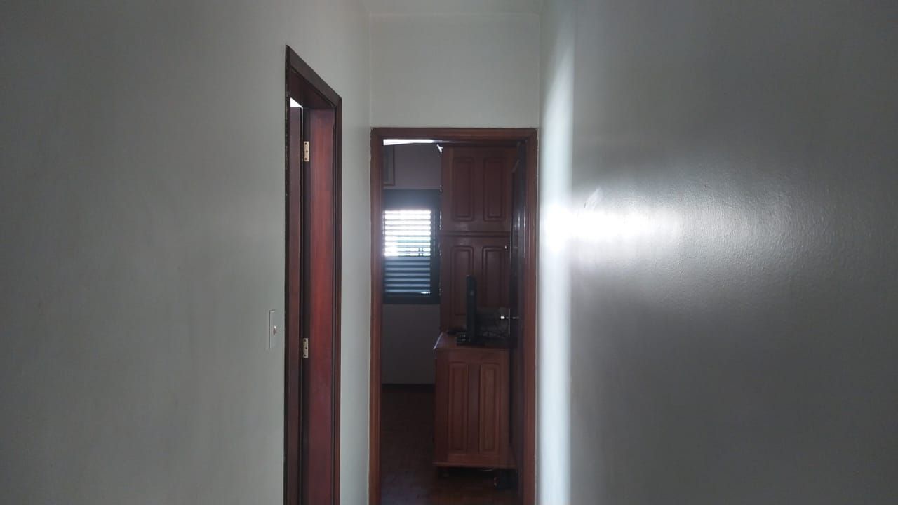 Casa à venda com 2 quartos, 140m² - Foto 12