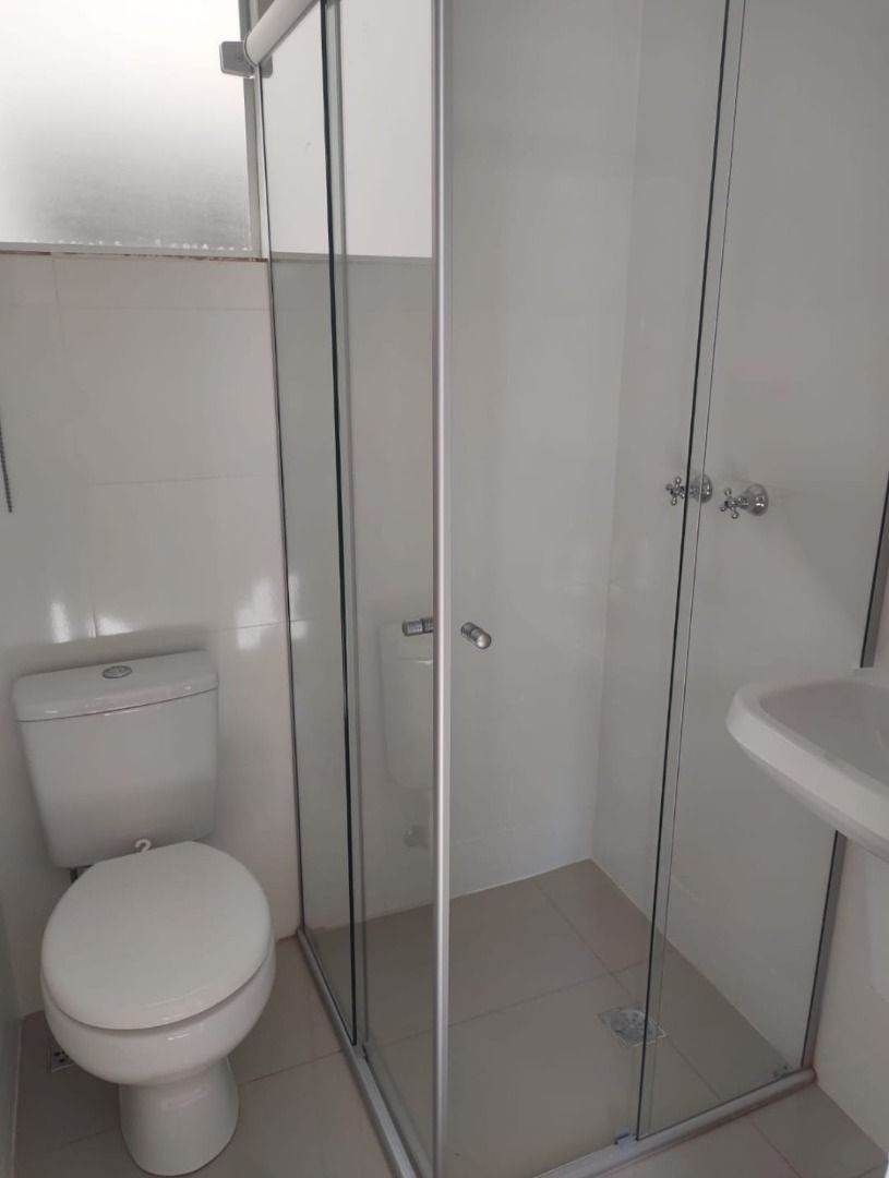 Casa Comercial à venda com 2 quartos, 81m² - Foto 3