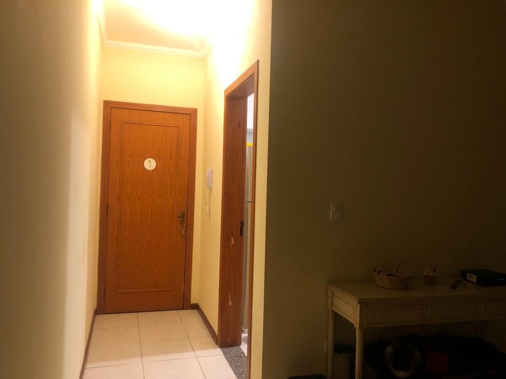 Apartamento à venda com 2 quartos, 72m² - Foto 4