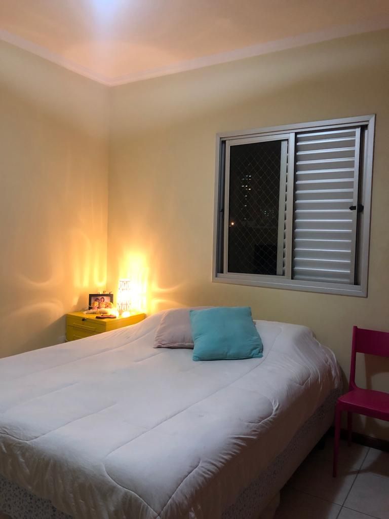 Apartamento à venda com 2 quartos, 72m² - Foto 9