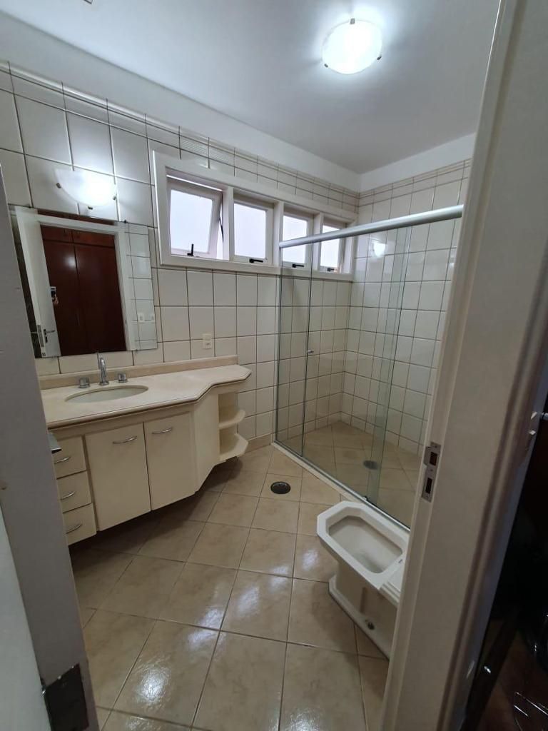 Casa de Condomínio à venda com 4 quartos, 250m² - Foto 4