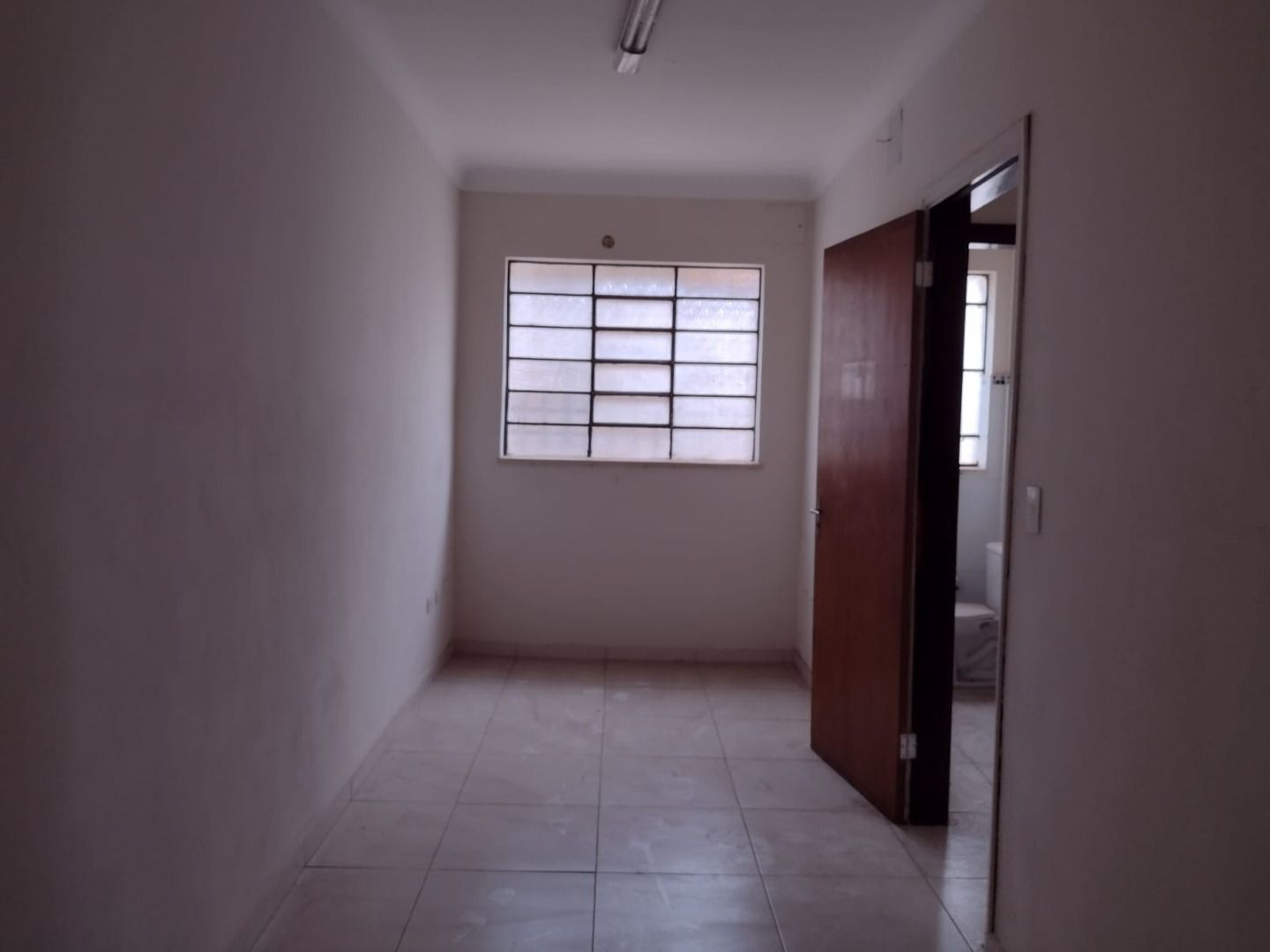 Casa para alugar com 3 quartos, 217m² - Foto 10