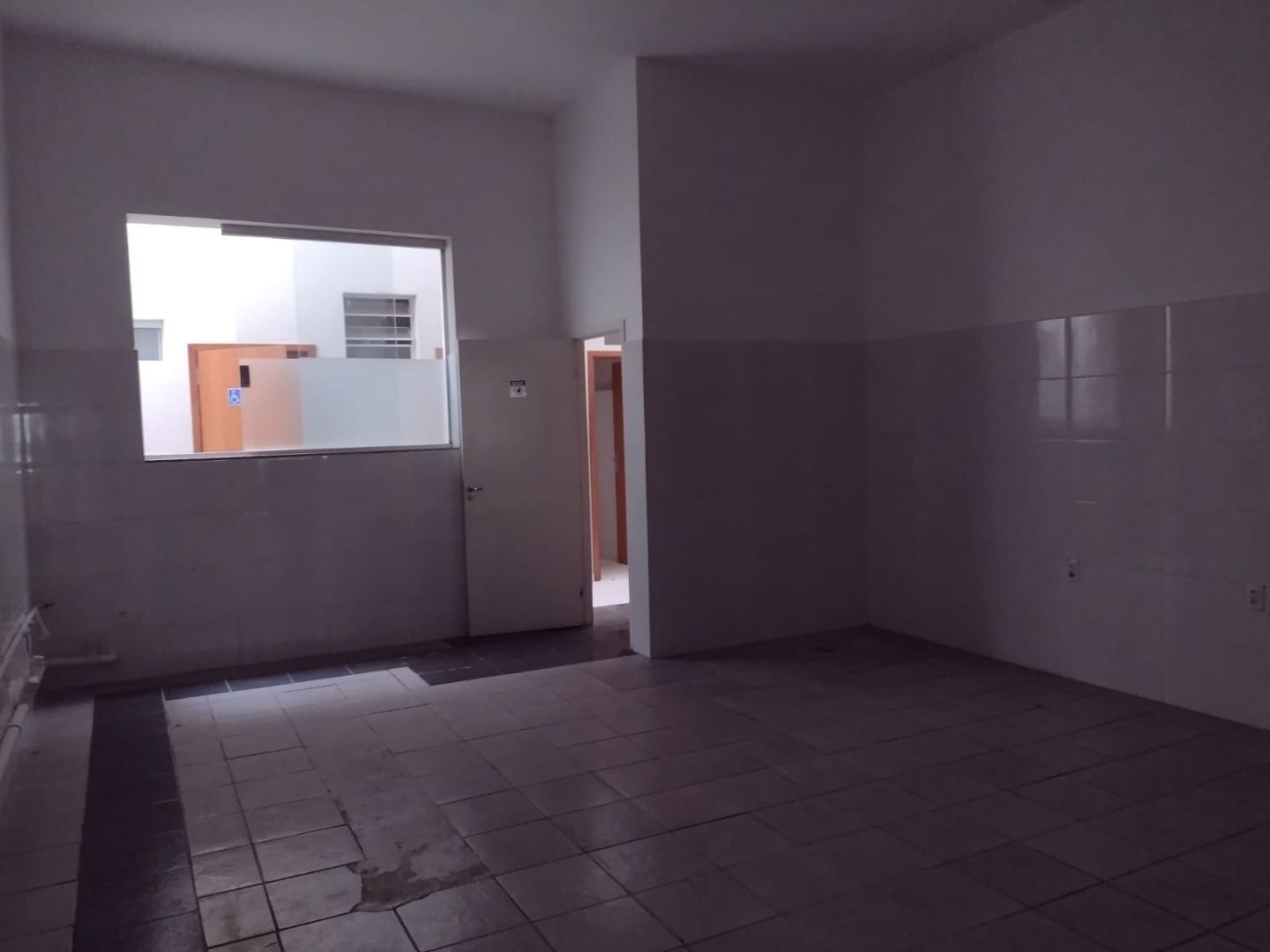 Loja-Salão para alugar, 261m² - Foto 5