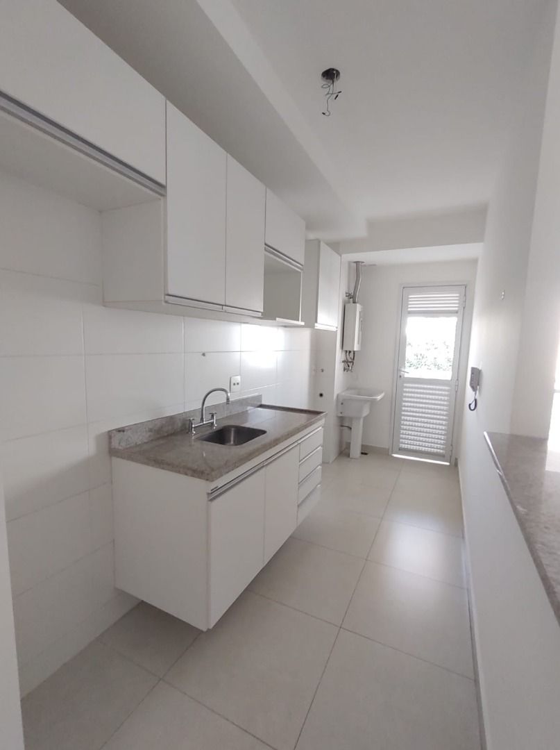 Apartamento para alugar com 2 quartos, 57m² - Foto 16