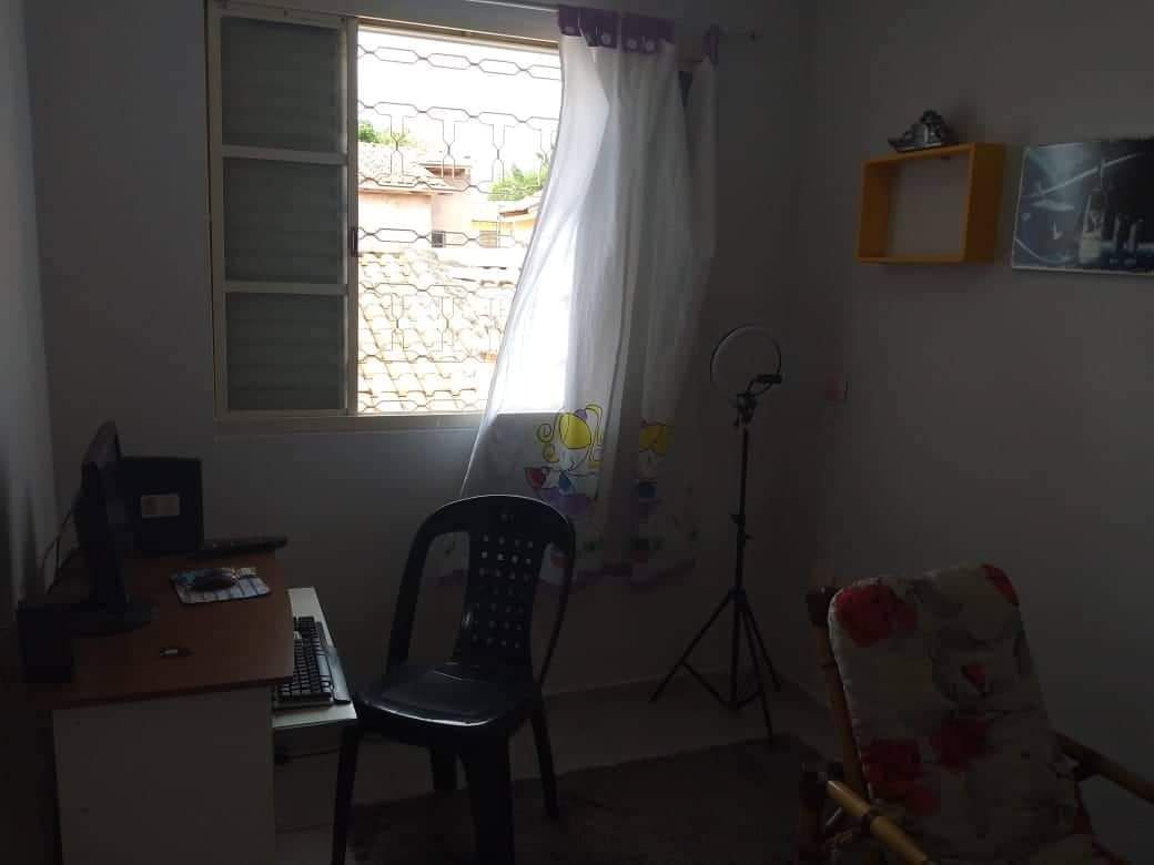 Casa à venda com 4 quartos, 230m² - Foto 5