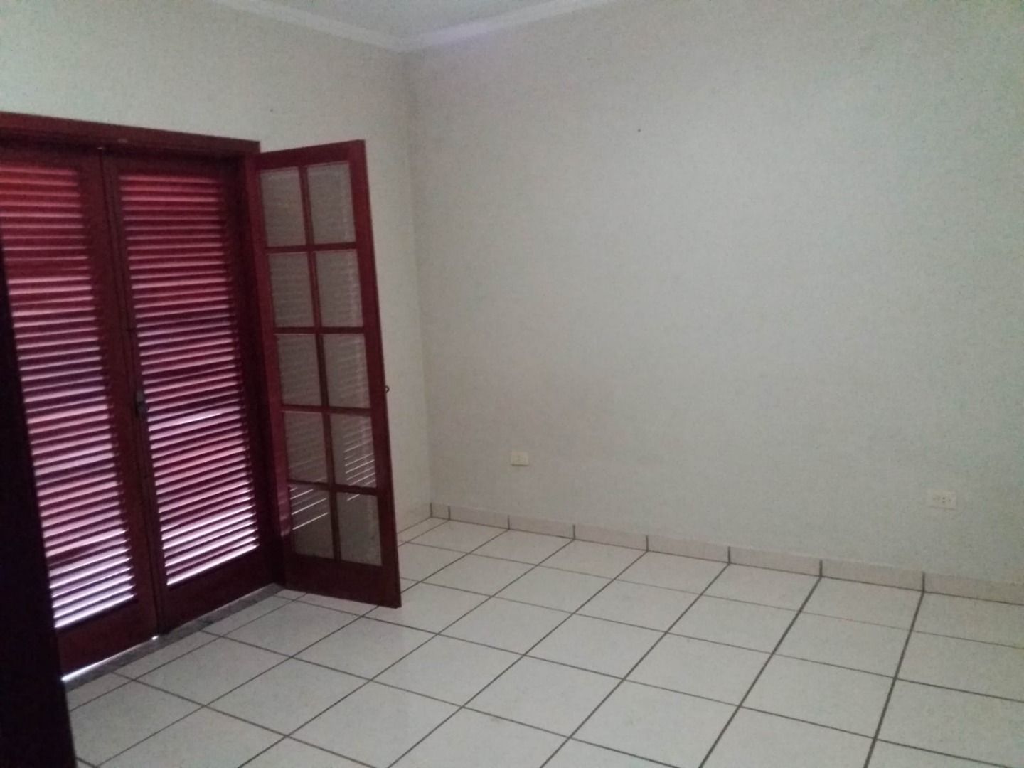 Casa à venda com 2 quartos, 200m² - Foto 7