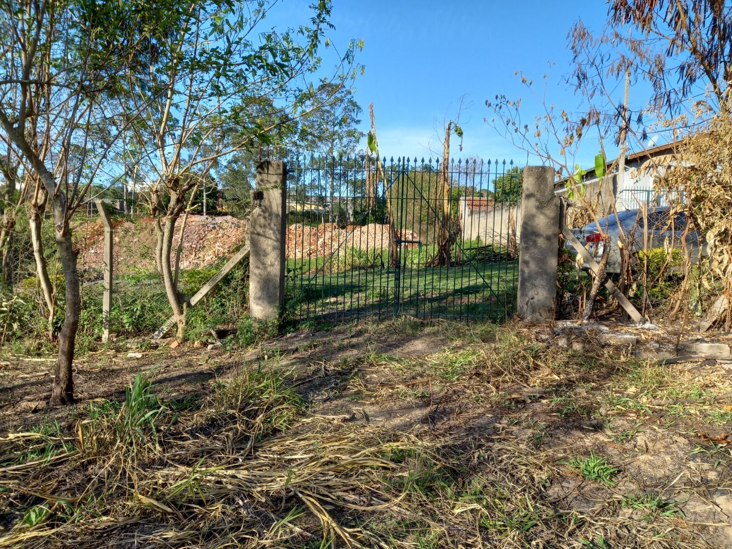 Terreno à venda, 2100 - Foto 1