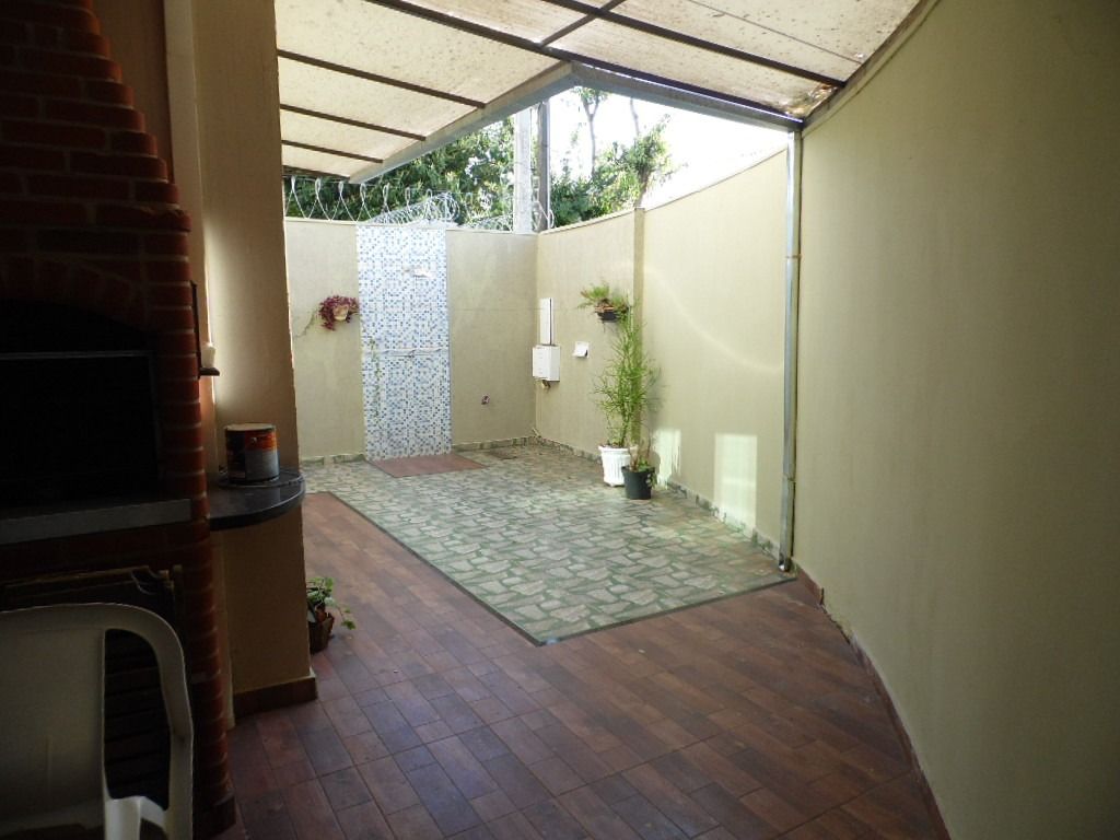 Casa à venda com 3 quartos, 148m² - Foto 12