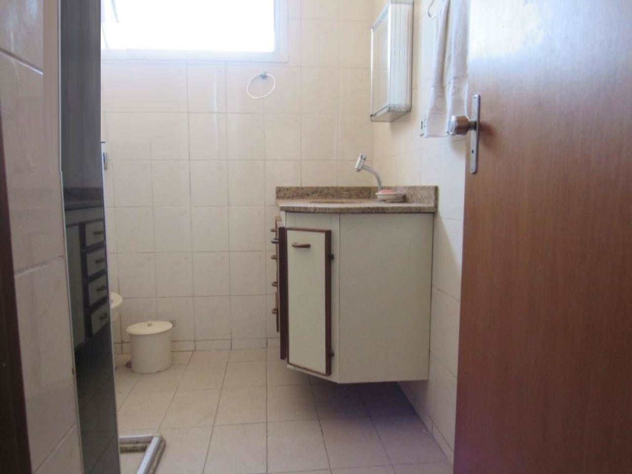 Apartamento à venda com 2 quartos, 68m² - Foto 10