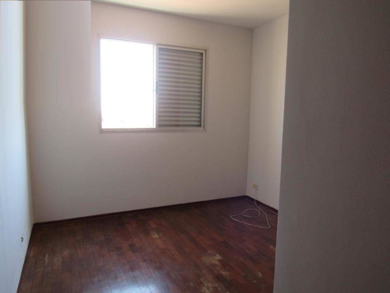 Apartamento à venda com 2 quartos, 68m² - Foto 6