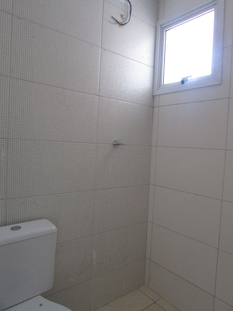Apartamento para alugar com 2 quartos, 59m² - Foto 12