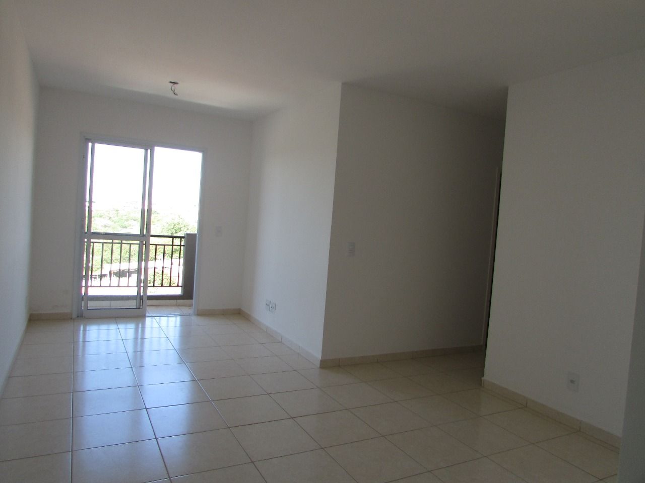 Apartamento para alugar com 2 quartos, 59m² - Foto 2