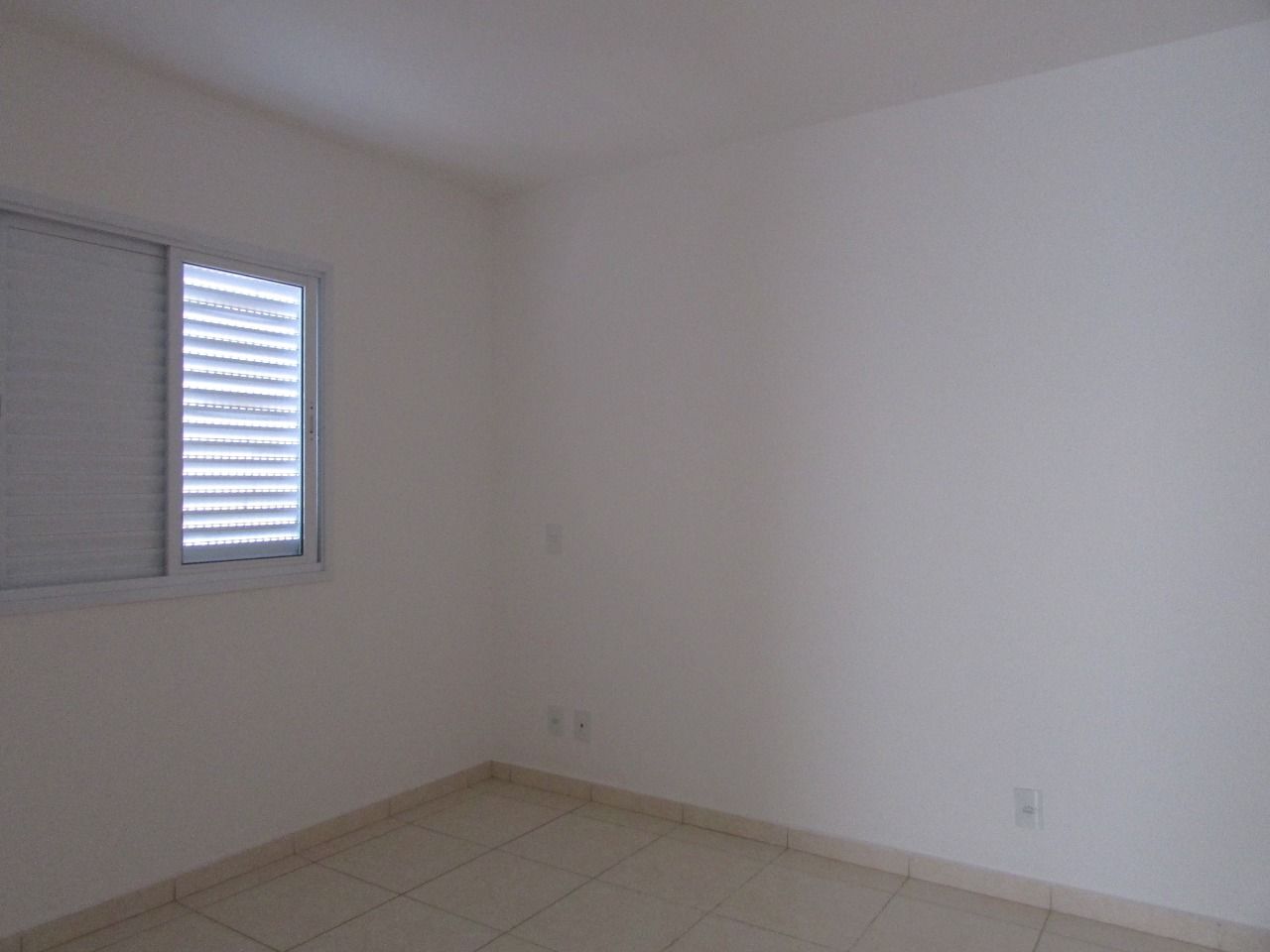 Apartamento para alugar com 2 quartos, 59m² - Foto 9
