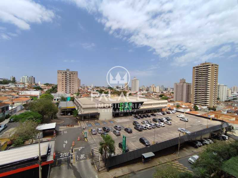 Apartamento para alugar com 3 quartos, 128m² - Foto 2