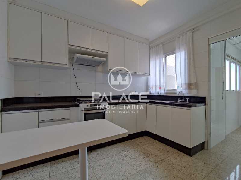 Apartamento para alugar com 3 quartos, 128m² - Foto 24