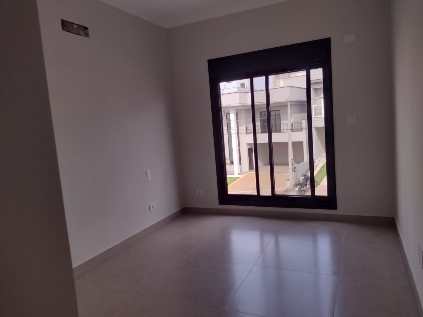 Casa de Condomínio à venda com 3 quartos, 225m² - Foto 10