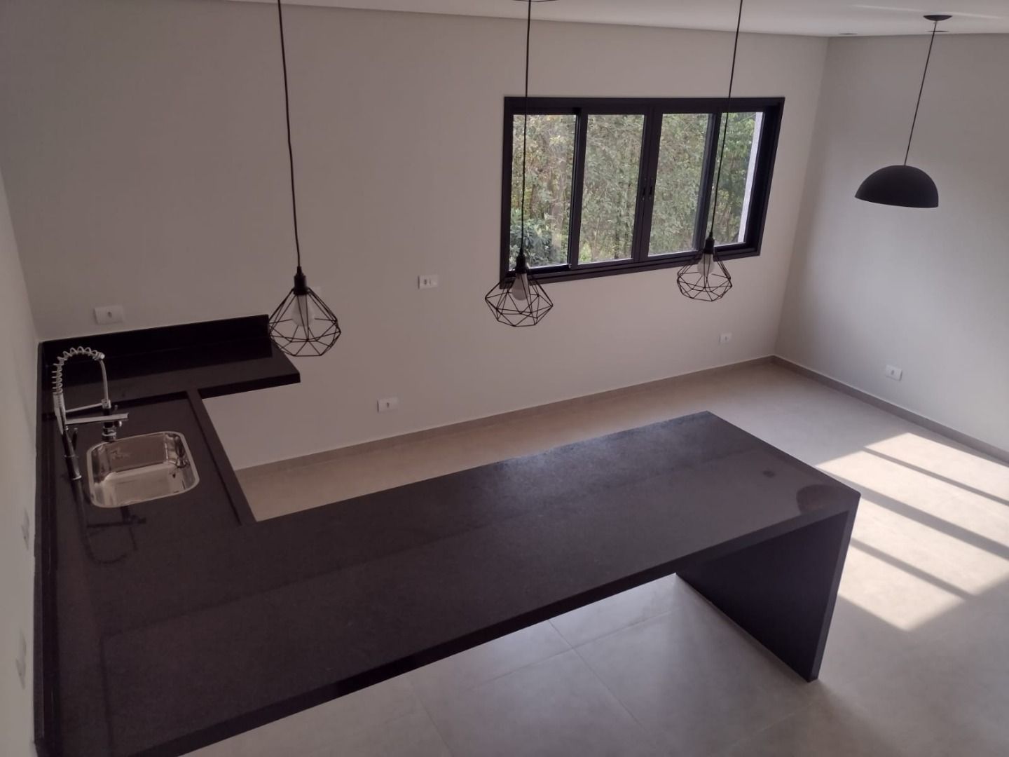 Casa de Condomínio à venda com 3 quartos, 225m² - Foto 5