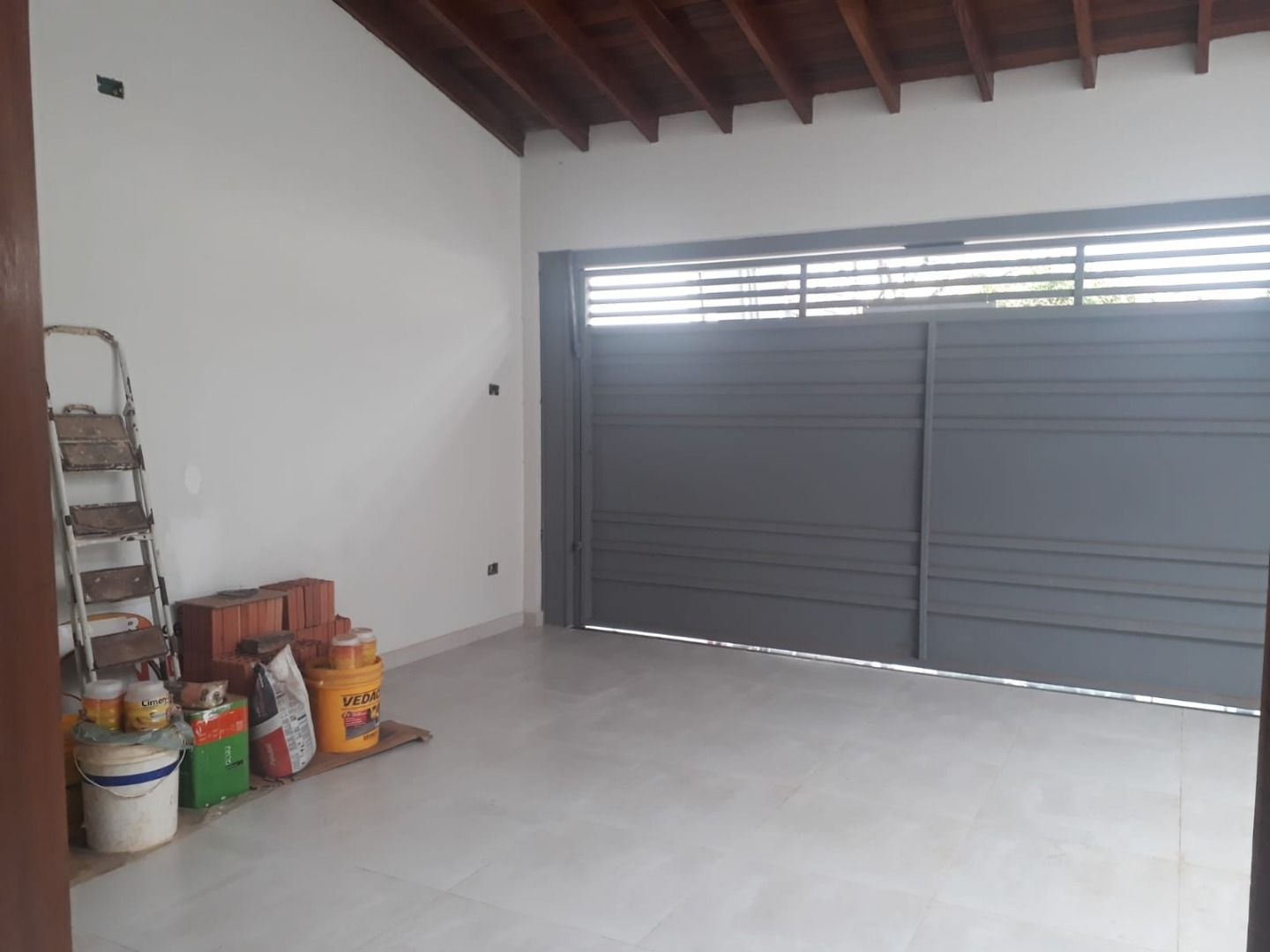 Casa à venda com 3 quartos, 140m² - Foto 2