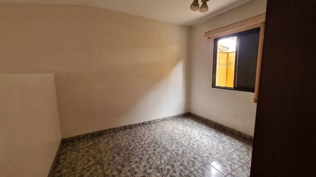 Apartamento à venda com 2 quartos, 64m² - Foto 4