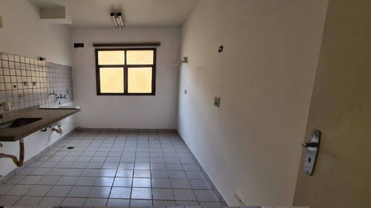 Apartamento à venda com 2 quartos, 64m² - Foto 5