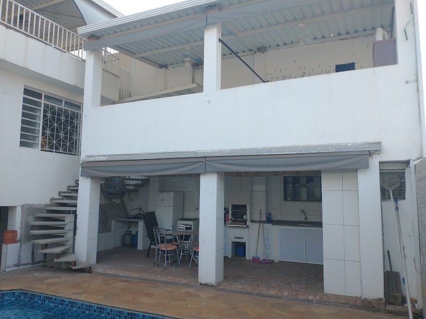 Casa à venda com 2 quartos, 220m² - Foto 25