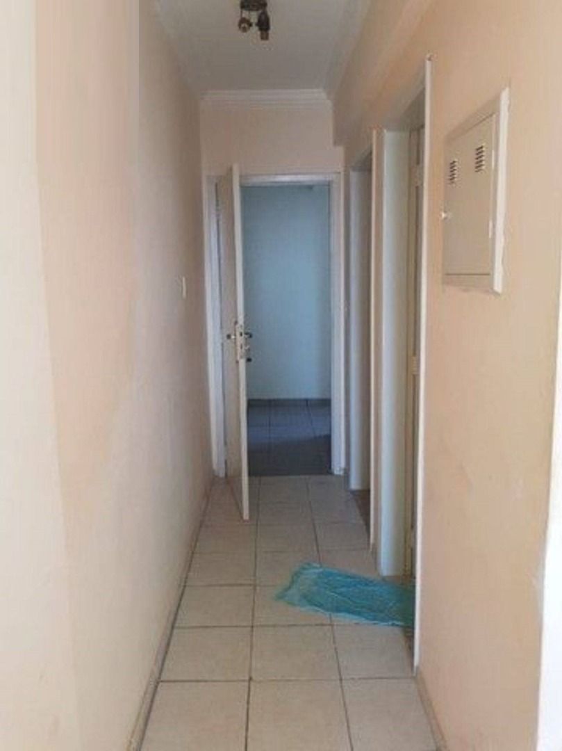 Apartamento à venda com 1 quarto, 40m² - Foto 10