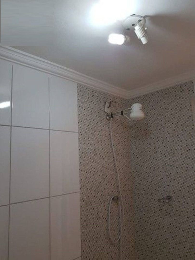 Apartamento à venda com 1 quarto, 40m² - Foto 12