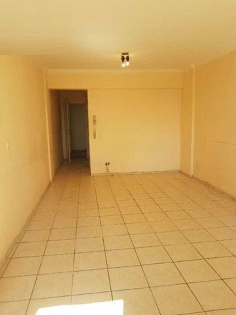 Apartamento à venda com 1 quarto, 40m² - Foto 2