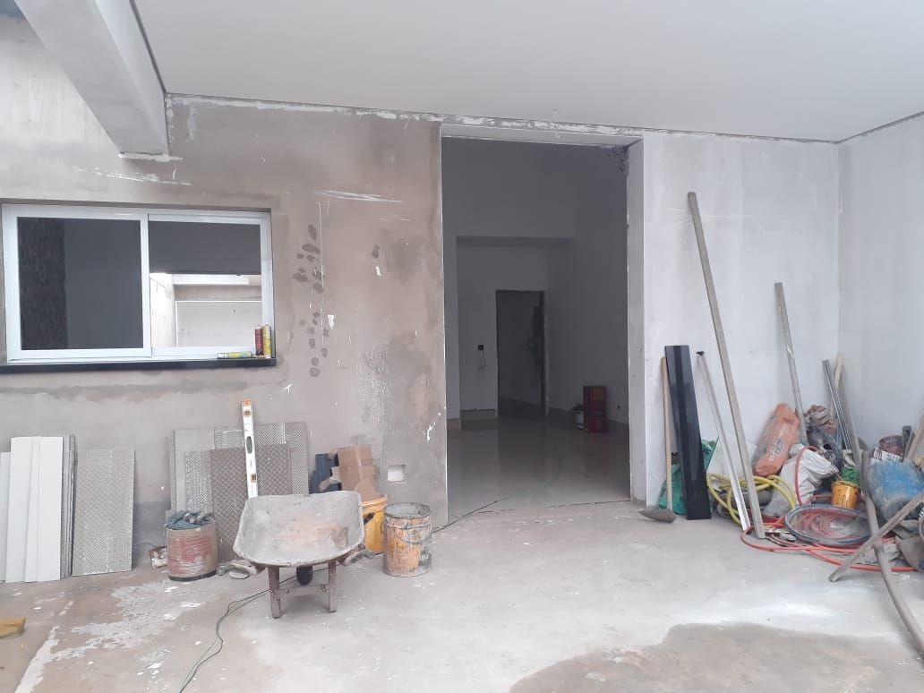 Casa à venda com 3 quartos, 130m² - Foto 2