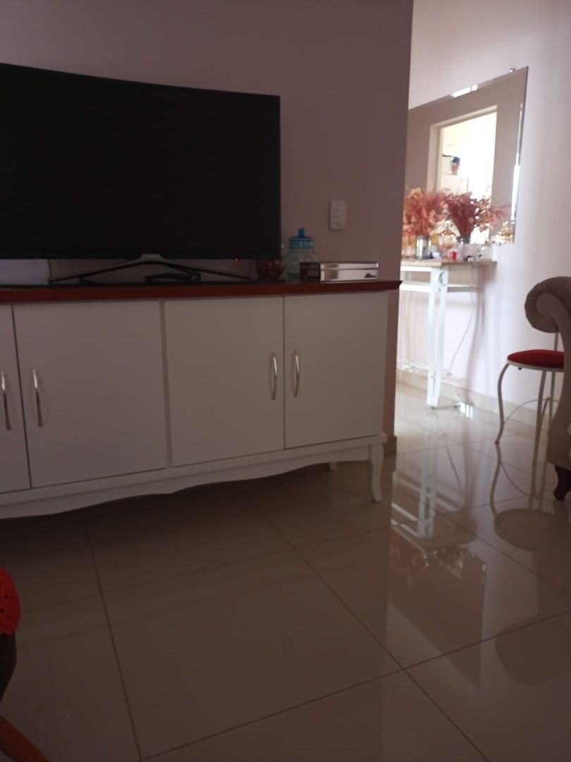 Apartamento à venda com 1 quarto, 35m² - Foto 9