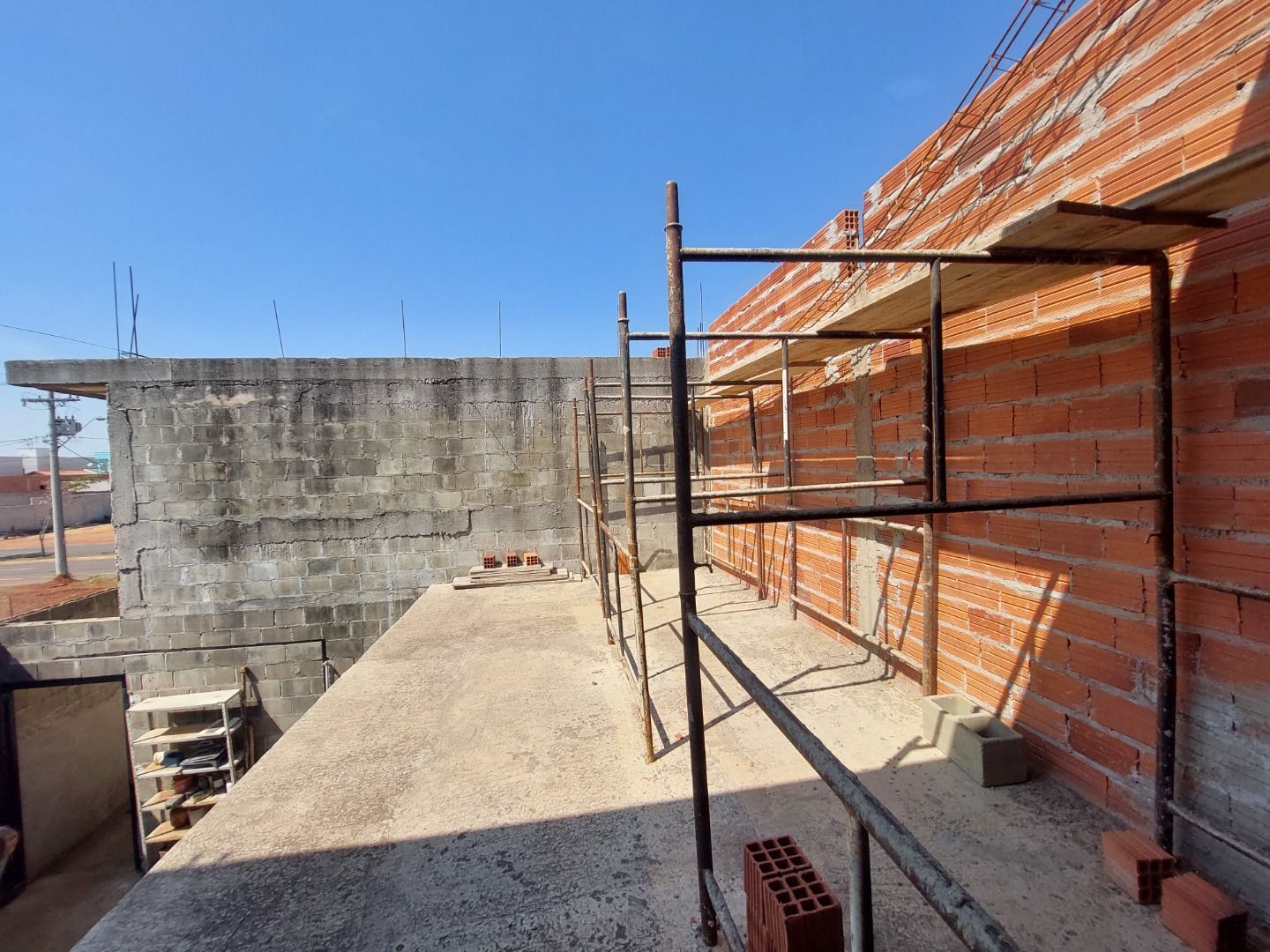 Casa à venda com 2 quartos, 200m² - Foto 23