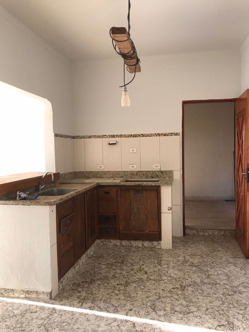 Casa Comercial à venda e aluguel com 3 quartos, 180m² - Foto 12