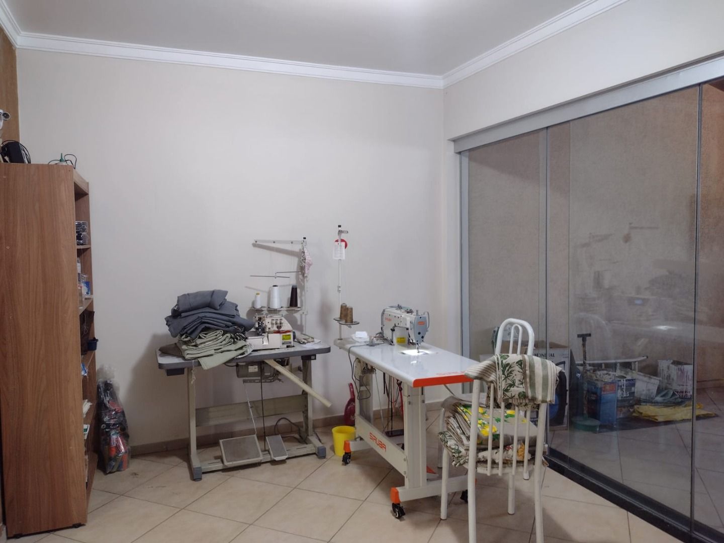 Casa à venda com 3 quartos, 240m² - Foto 17