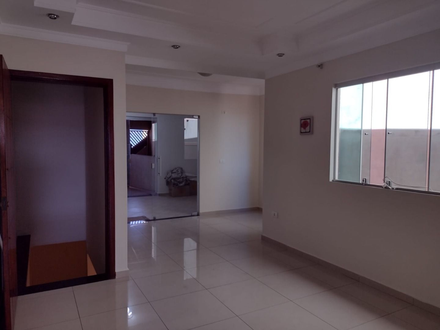 Casa à venda com 3 quartos, 240m² - Foto 3