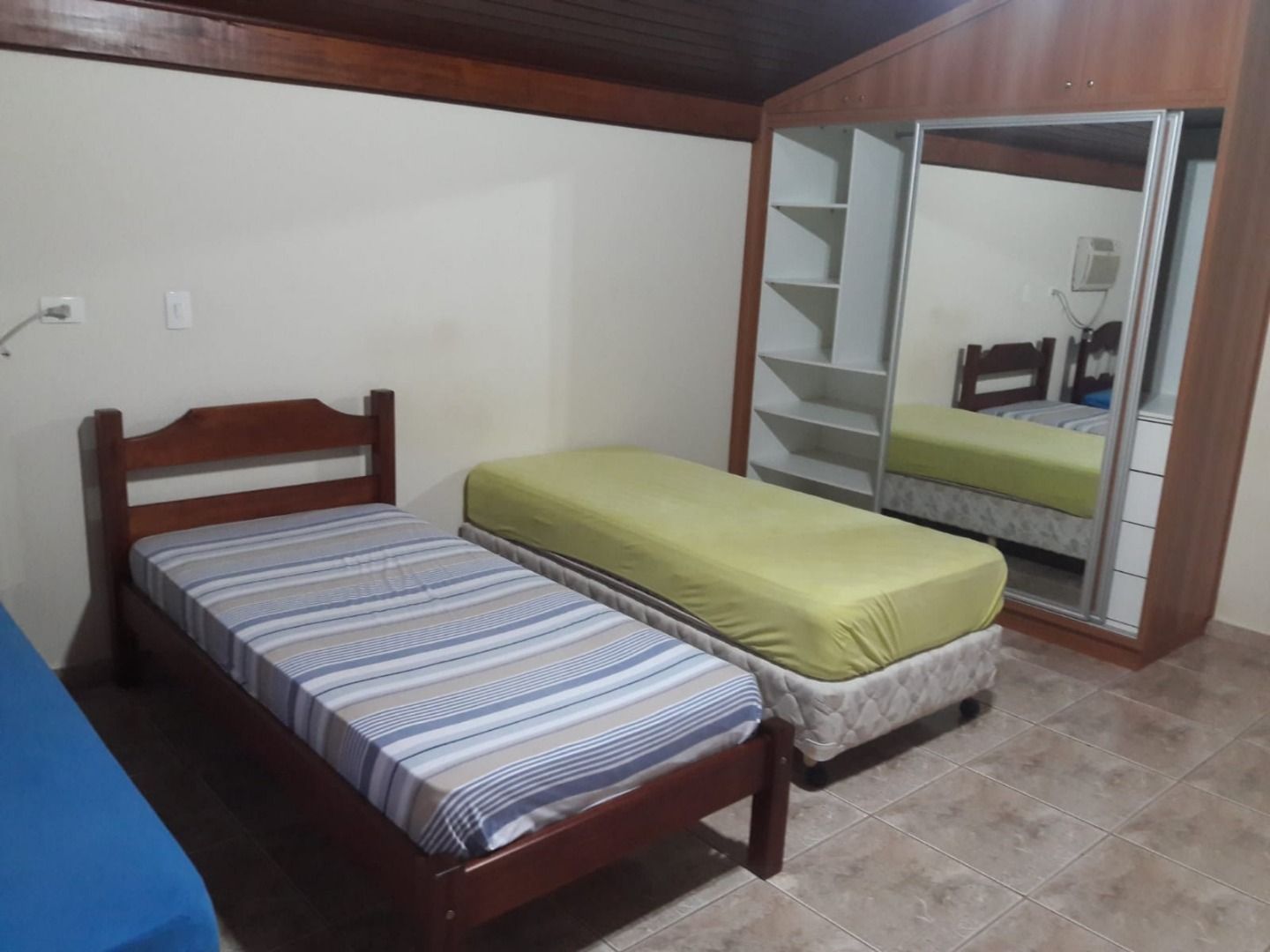 Chácara à venda com 2 quartos, 350m² - Foto 11