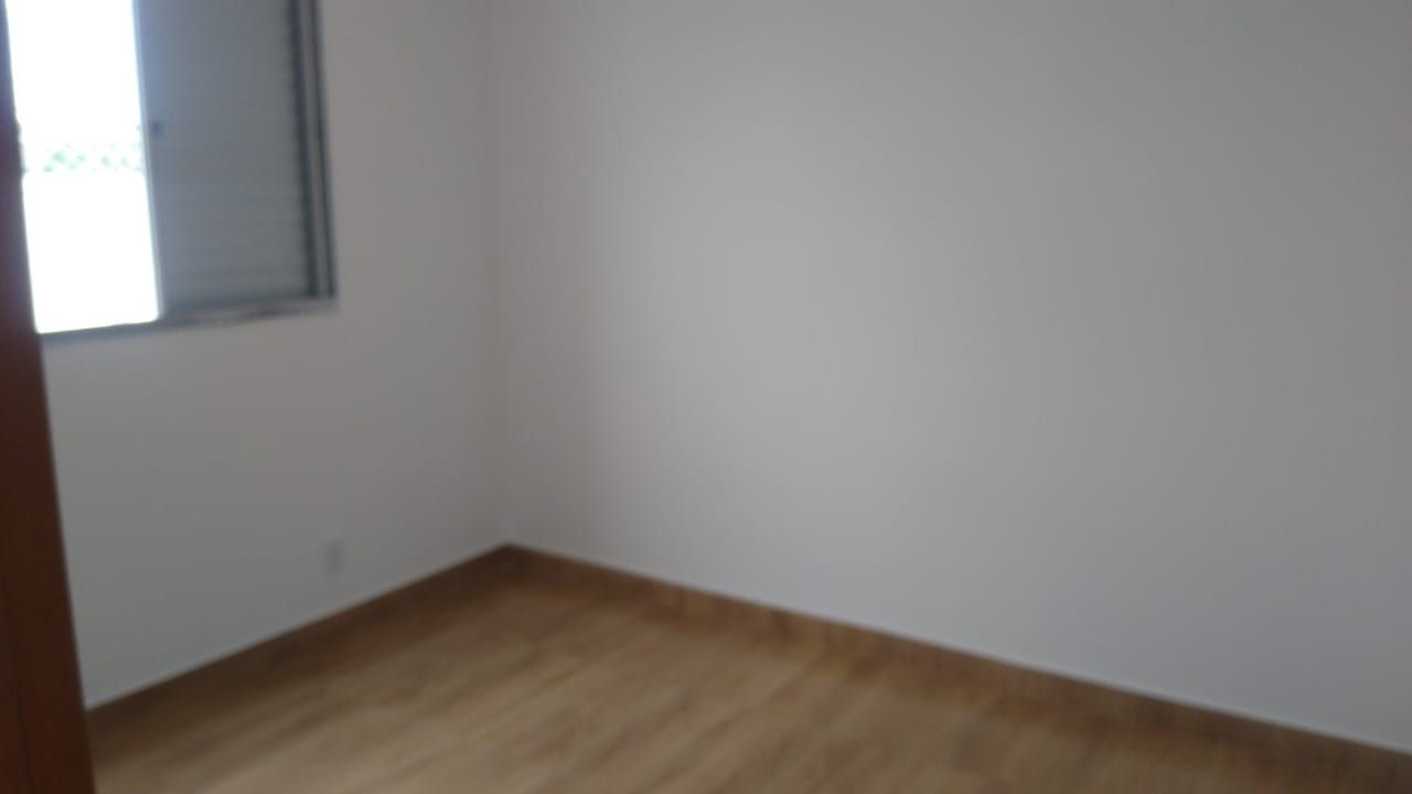 Apartamento à venda com 2 quartos, 55m² - Foto 3