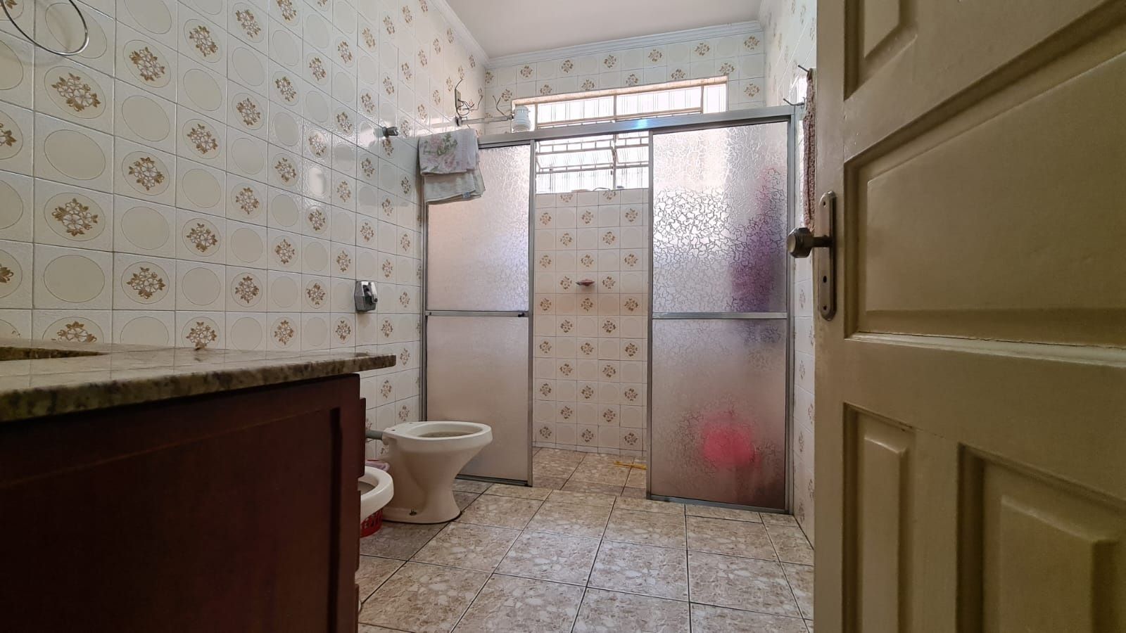 Casa à venda com 3 quartos, 198m² - Foto 3