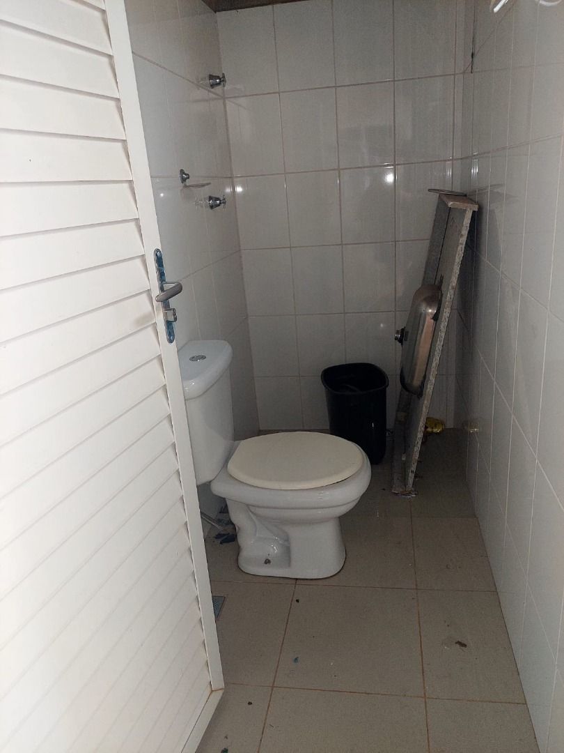 Casa à venda com 3 quartos, 350m² - Foto 18