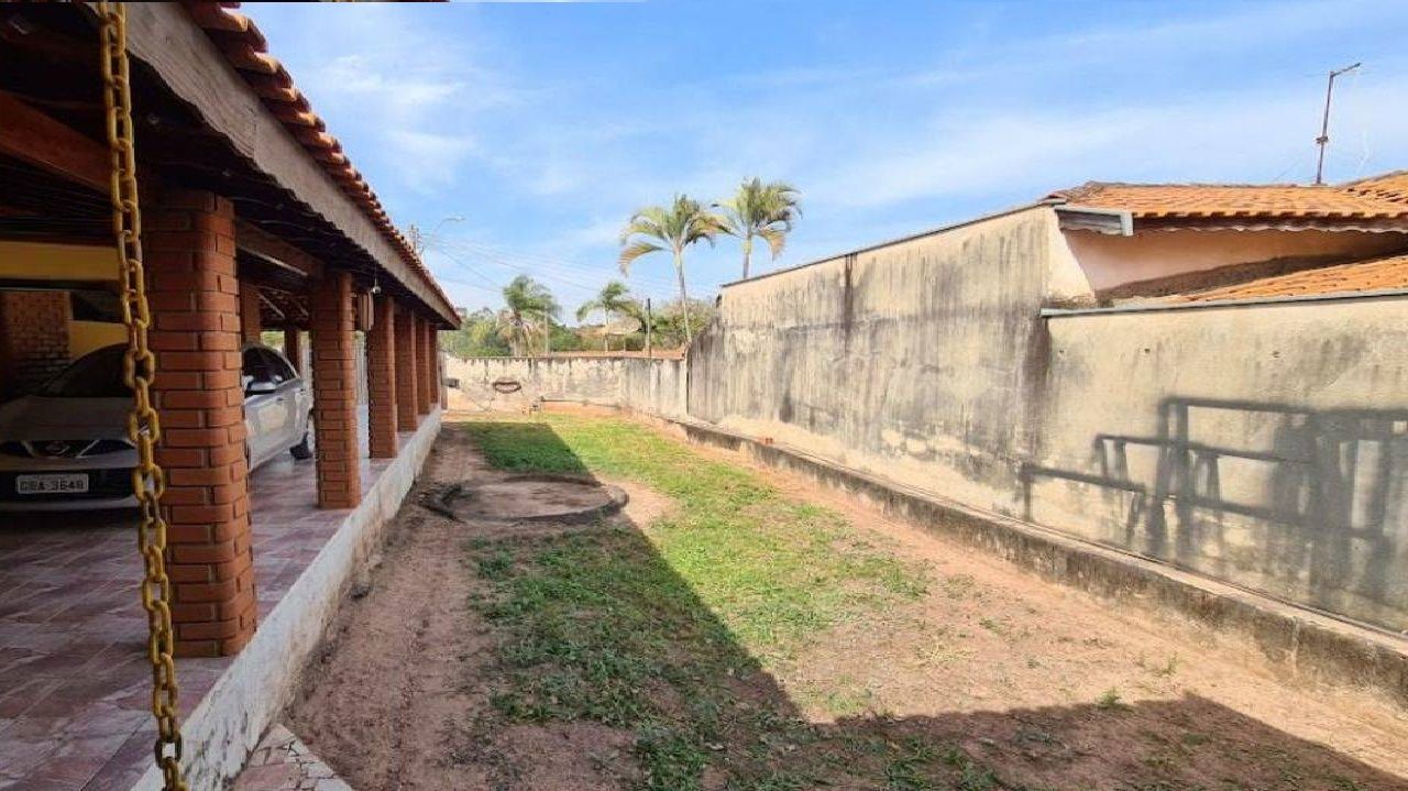 Chácara à venda com 3 quartos, 120m² - Foto 3